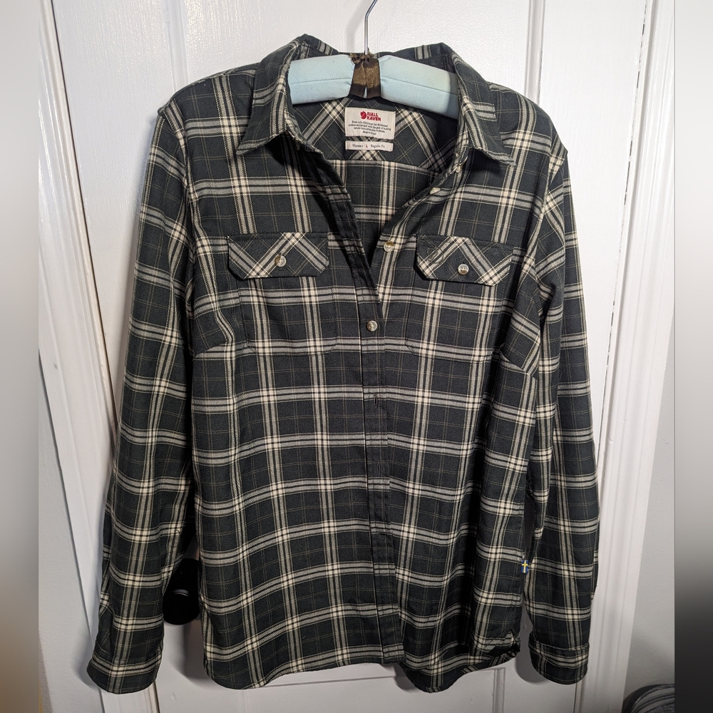 Fjallraven Flannel, Size L, NWOT